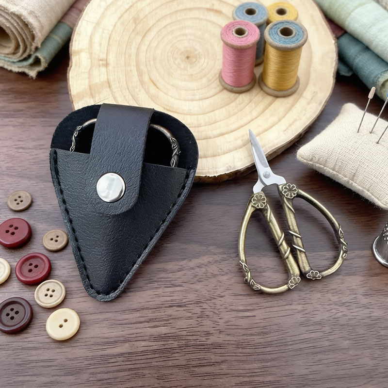 Mini Vintage Scissors Stainles - Leather Work In Art 评论和价格